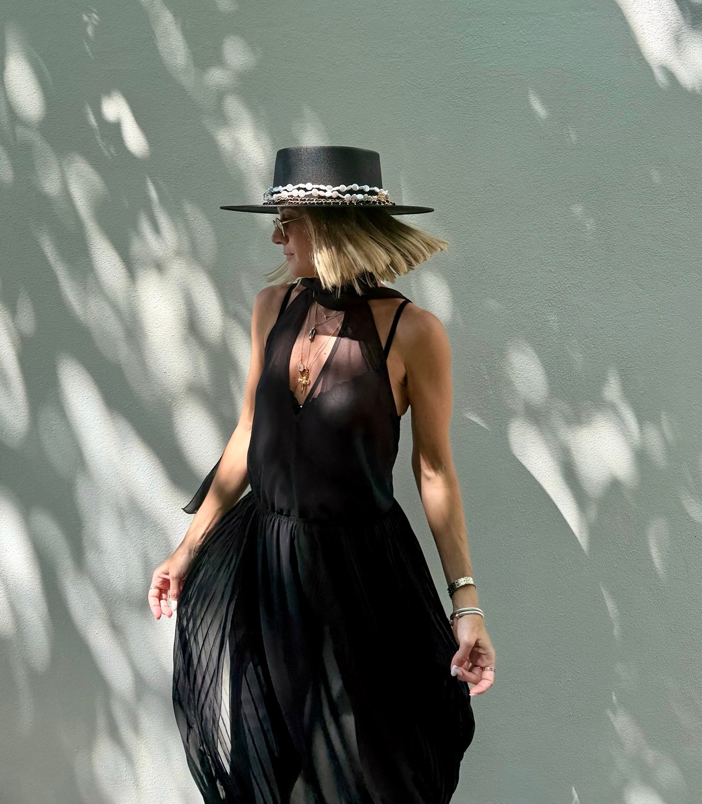 Hat Jewelry Black & Gold